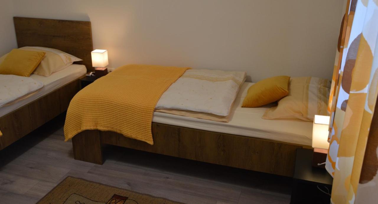 Apartma Vila Zigmund Cerknica Exteriér fotografie